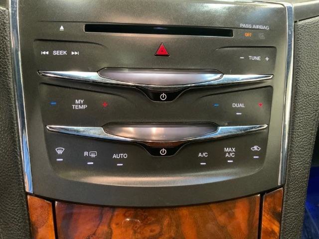 Used 2014 Lincoln MKS w/ Equipment Group 101A FWD image 17