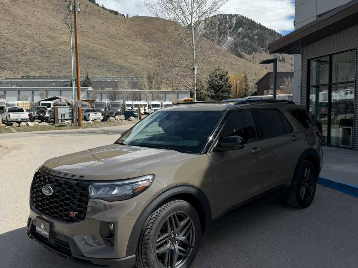 New 2026 Ford Explorer ST w/ Sun And Sound Package image 1