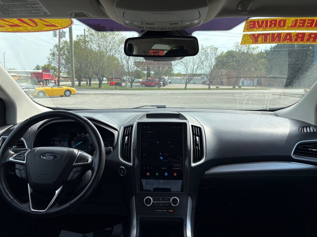 Used 2022 Ford Edge SEL AWD/4WD image 13