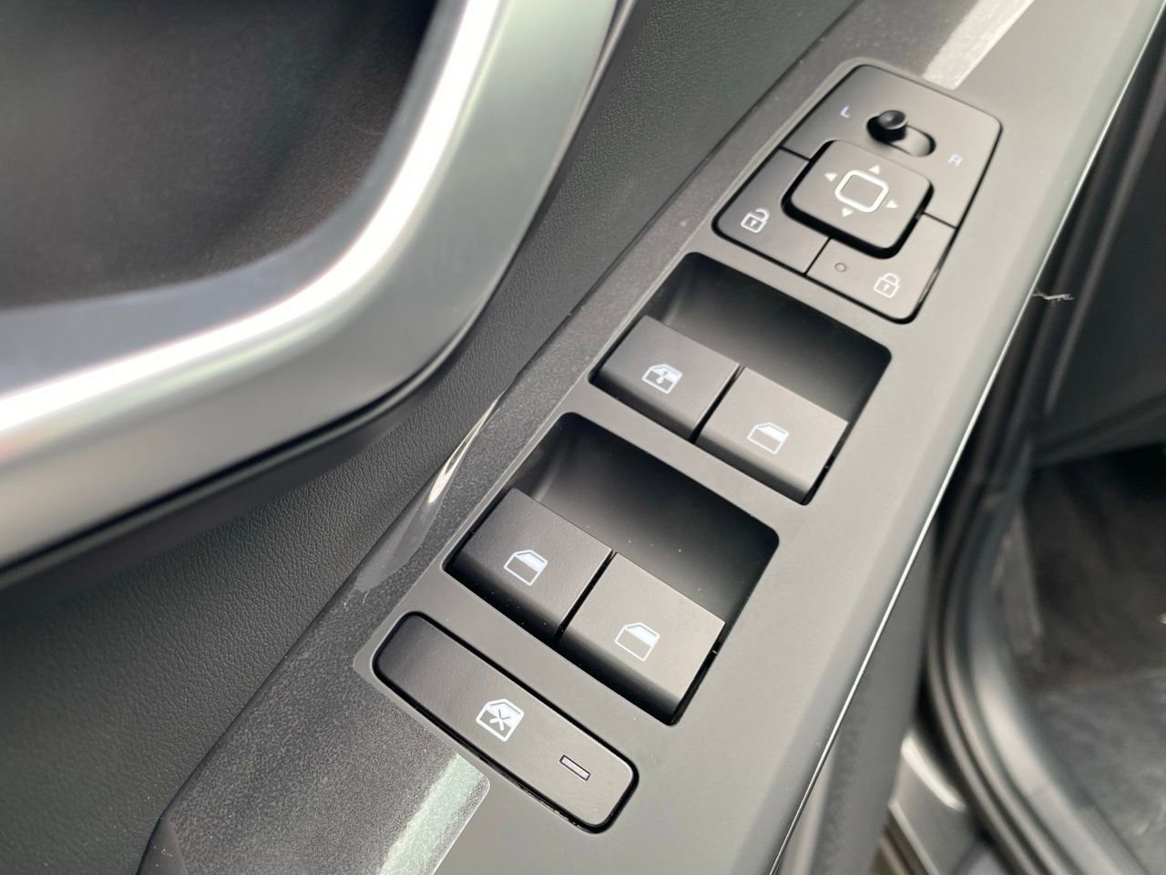 New 2026 Kia Niro Wind image 11