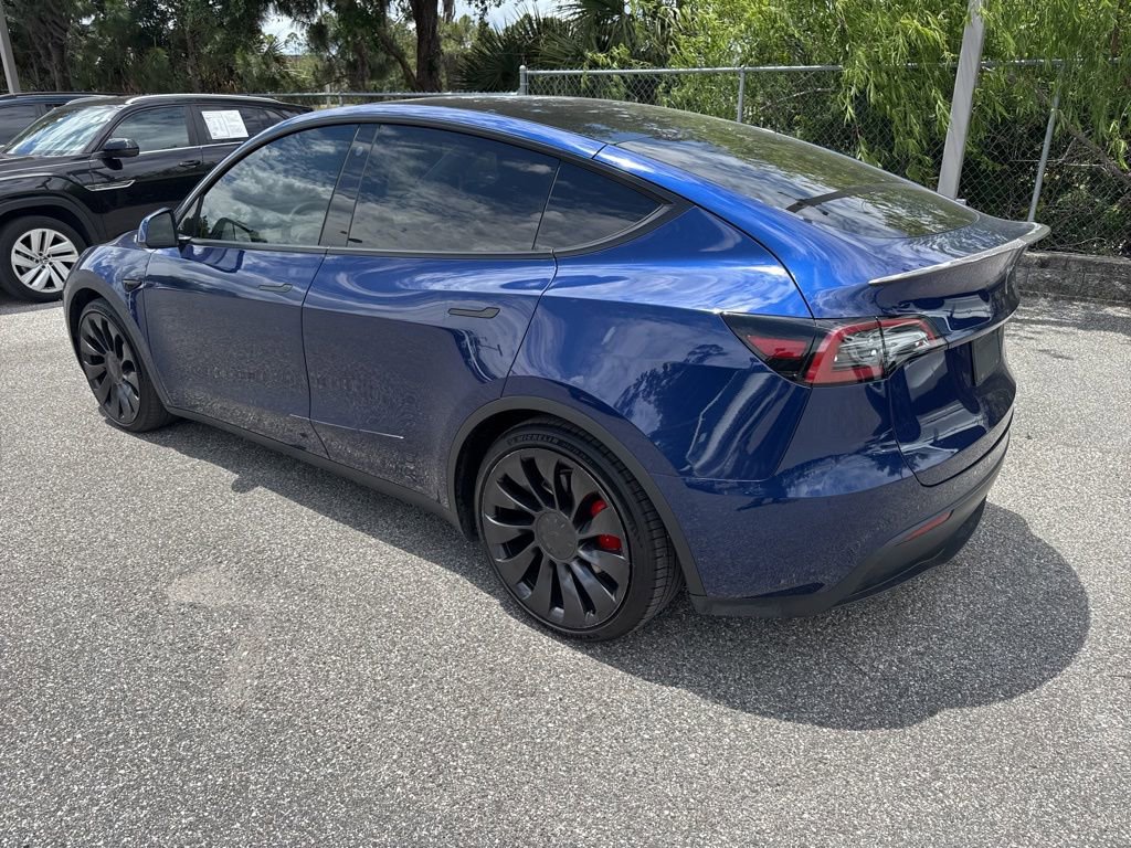 Used 2022 Tesla Model Y Performance AWD/4WD image 13
