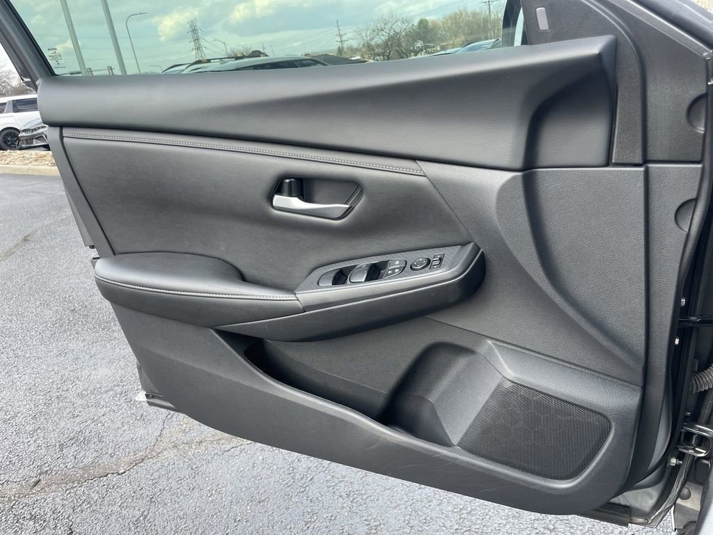 Used 2024 Nissan Sentra SV image 19