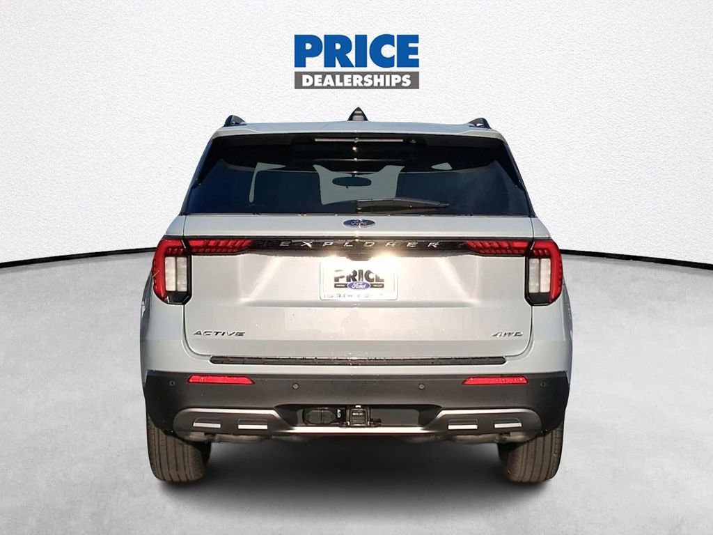 New 2026 Ford Explorer Active w/ Active Comfort Package image 4