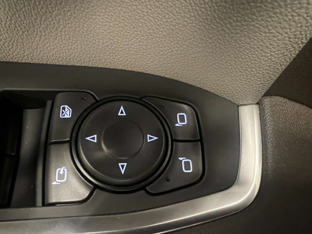 New 2026 Chevrolet Silverado 3500 LT w/ All Star Edition image 33