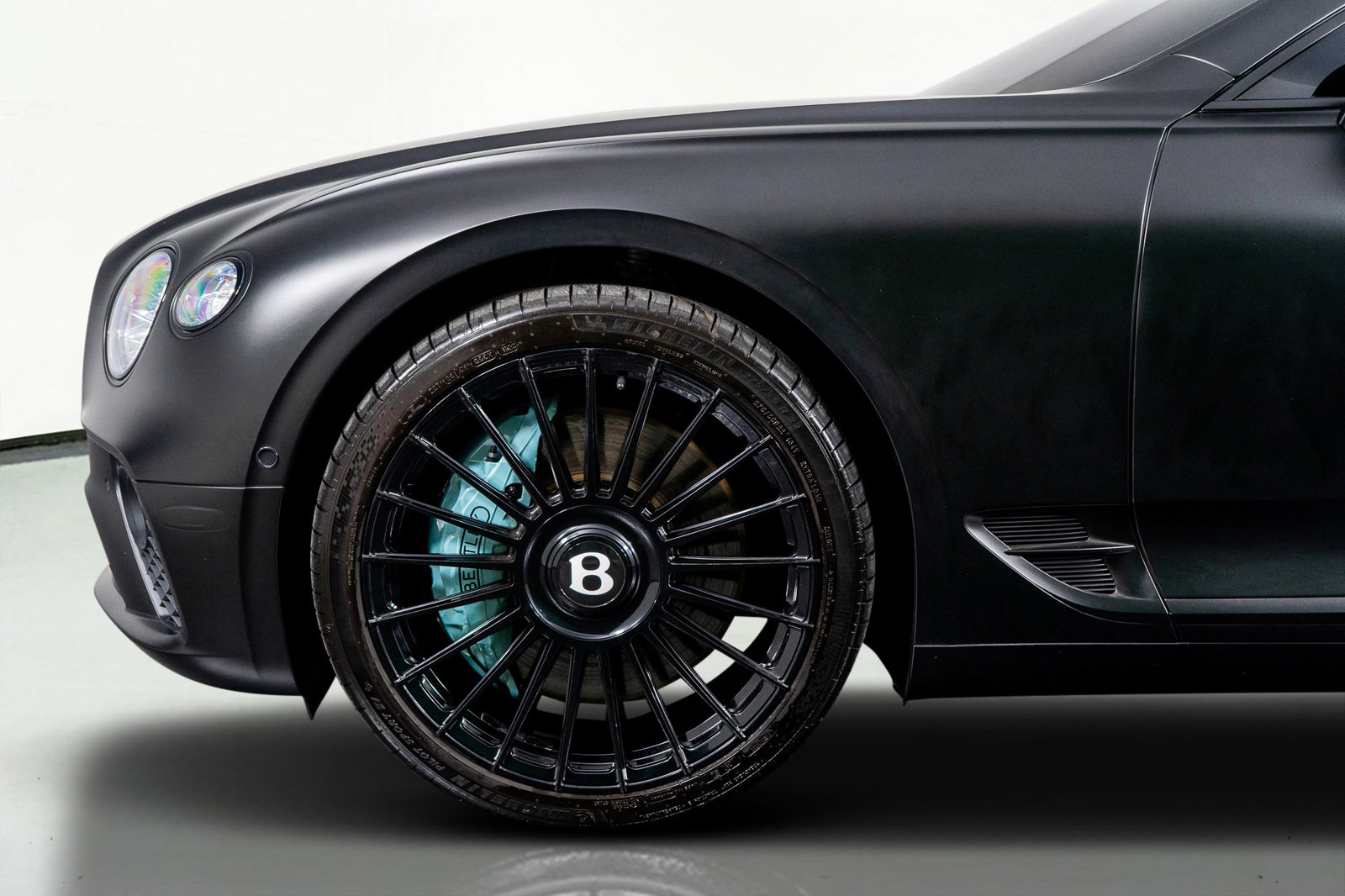 Used 2023 Bentley Continental GT Mulliner image 19