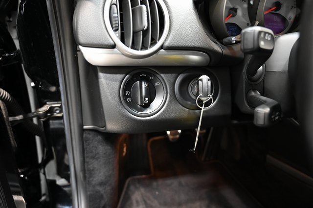 Used 2006 Porsche Cayman S image 20