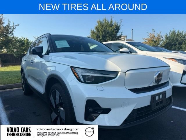 Used 2023 Volvo XC40 Recharge Ultimate AWD/4WD image 1