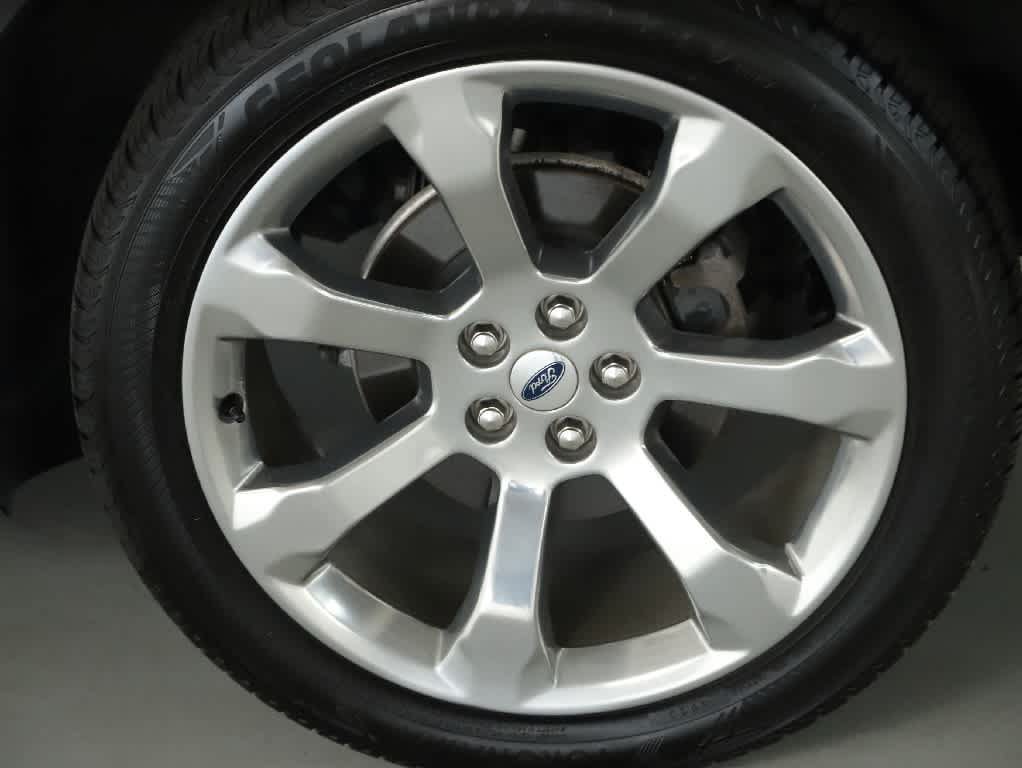 Used 2020 Ford Explorer Platinum w/ Premium Technology Package AWD/4WD image 42