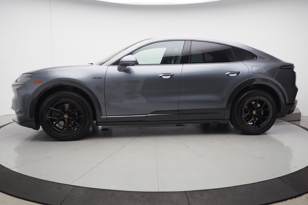 New 2026 Porsche Cayenne Electric Coupe AWD/4WD image 8