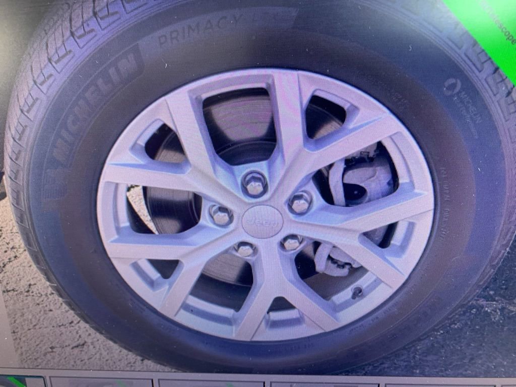 Used 2023 Jeep Grand Cherokee L Limited w/ Luxury Tech Group II image 15