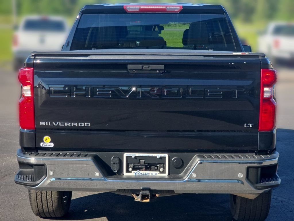 Used 2022 Chevrolet Silverado 1500 LT w/ Safety Package AWD/4WD image 7