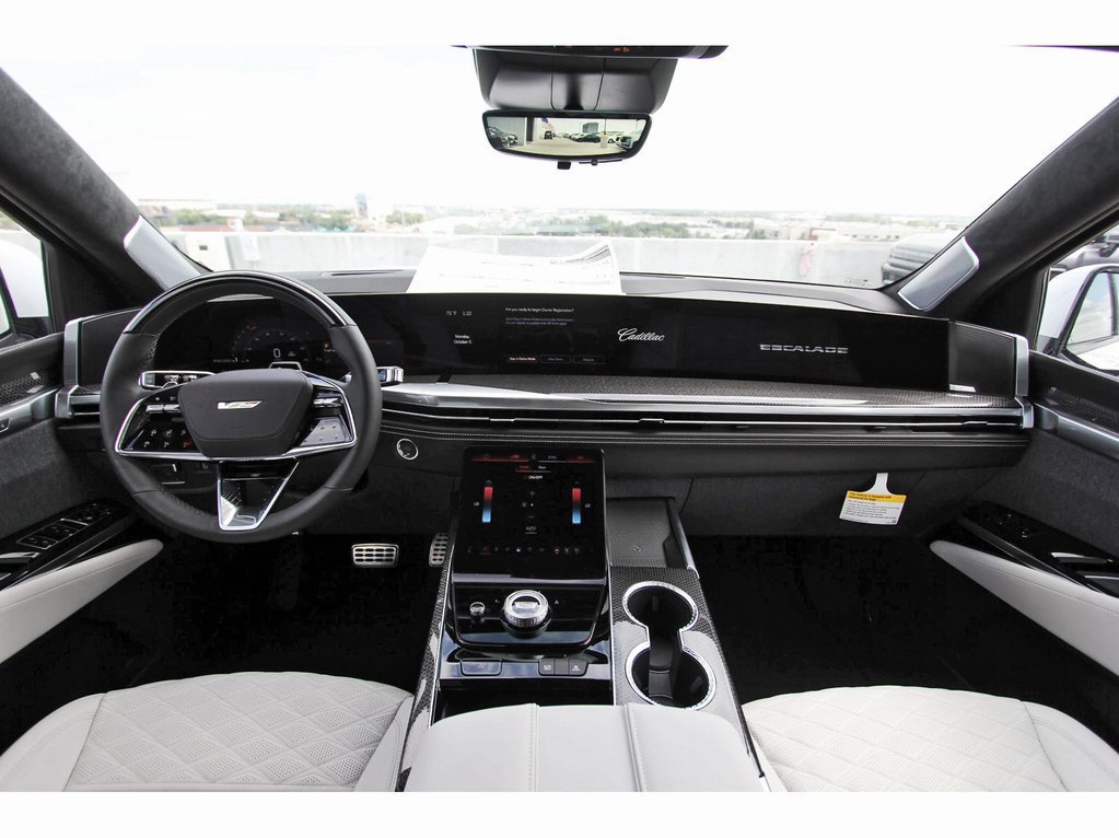 New 2026 Cadillac Escalade V w/ LPO, ONYX Package AWD/4WD image 9