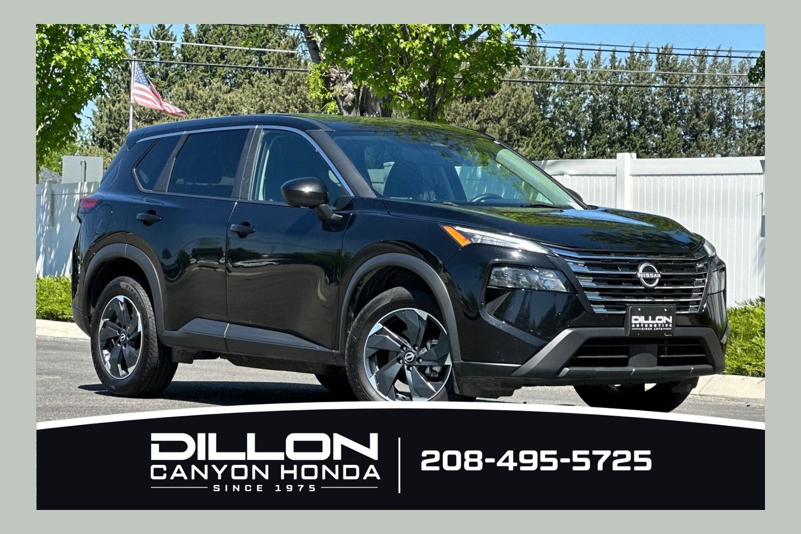 Used 2024 Nissan Rogue SV AWD/4WD image 1