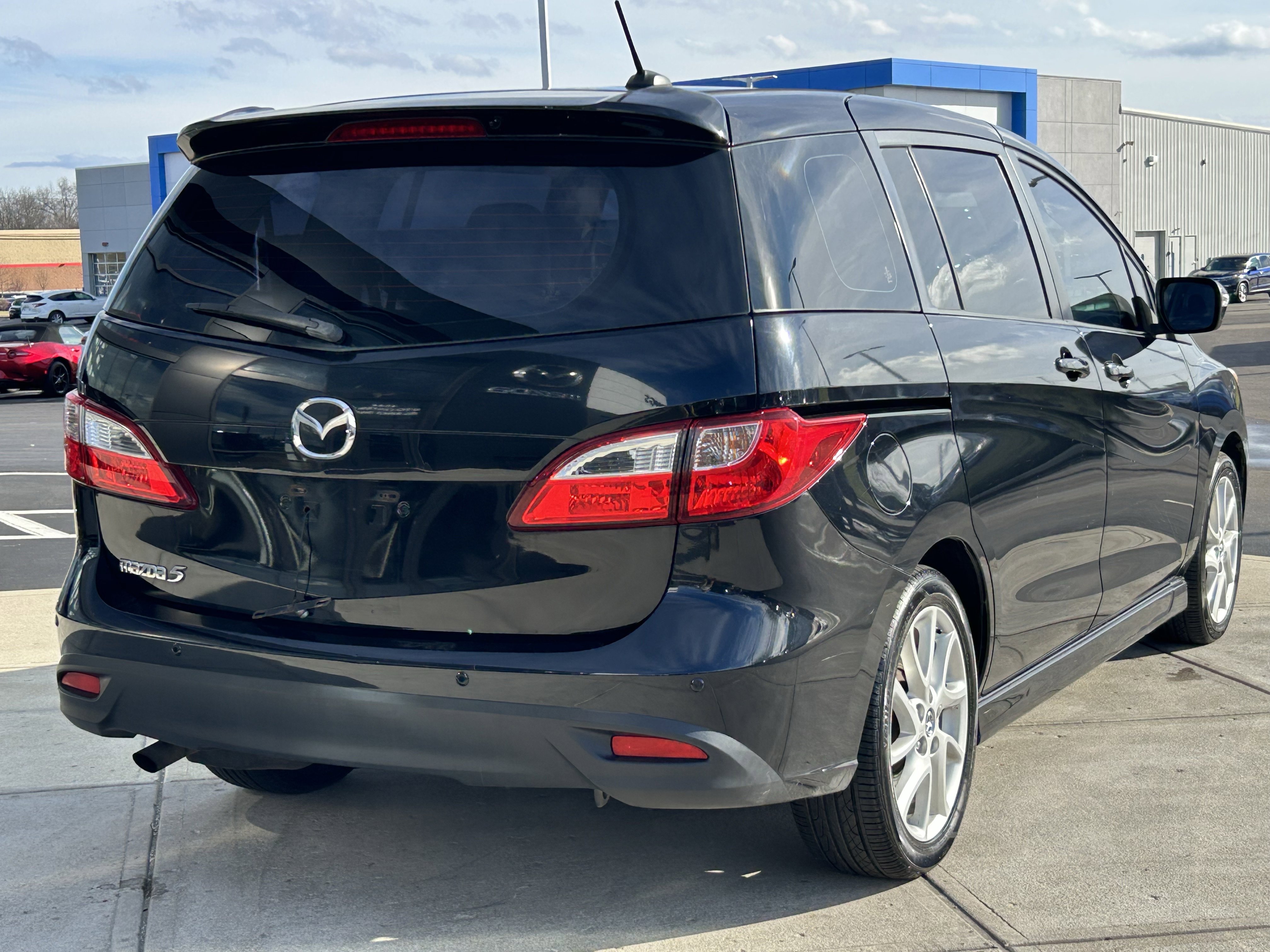 Used 2015 MAZDA MAZDA5 Grand Touring image 7
