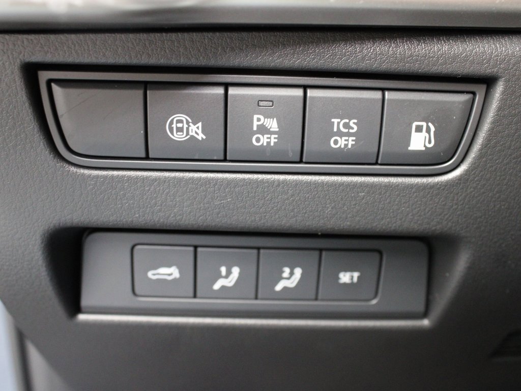 Used 2025 MAZDA CX-70 Plug-In Hybrid w/ Premium Pkg image 45