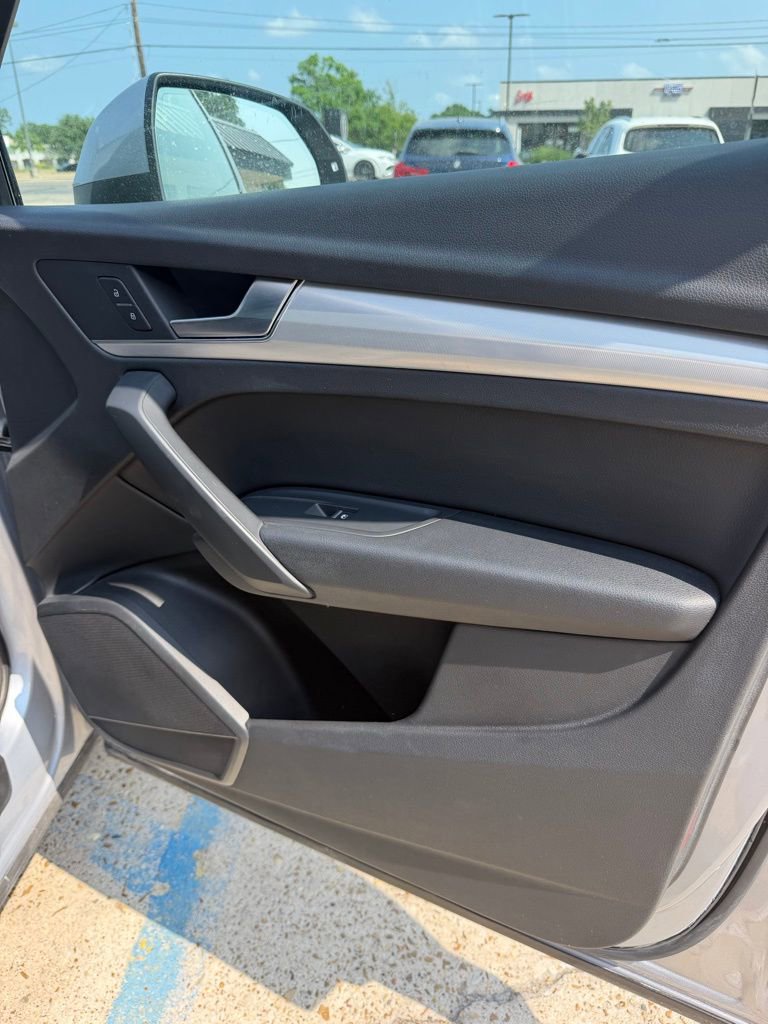 Used 2018 Audi Q5 2.0T Premium w/ Convenience Package AWD/4WD image 21