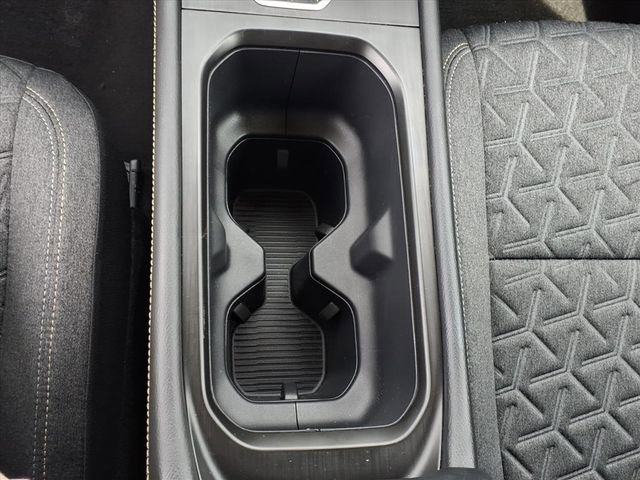 Certified 2025 Nissan Kicks SV image 14