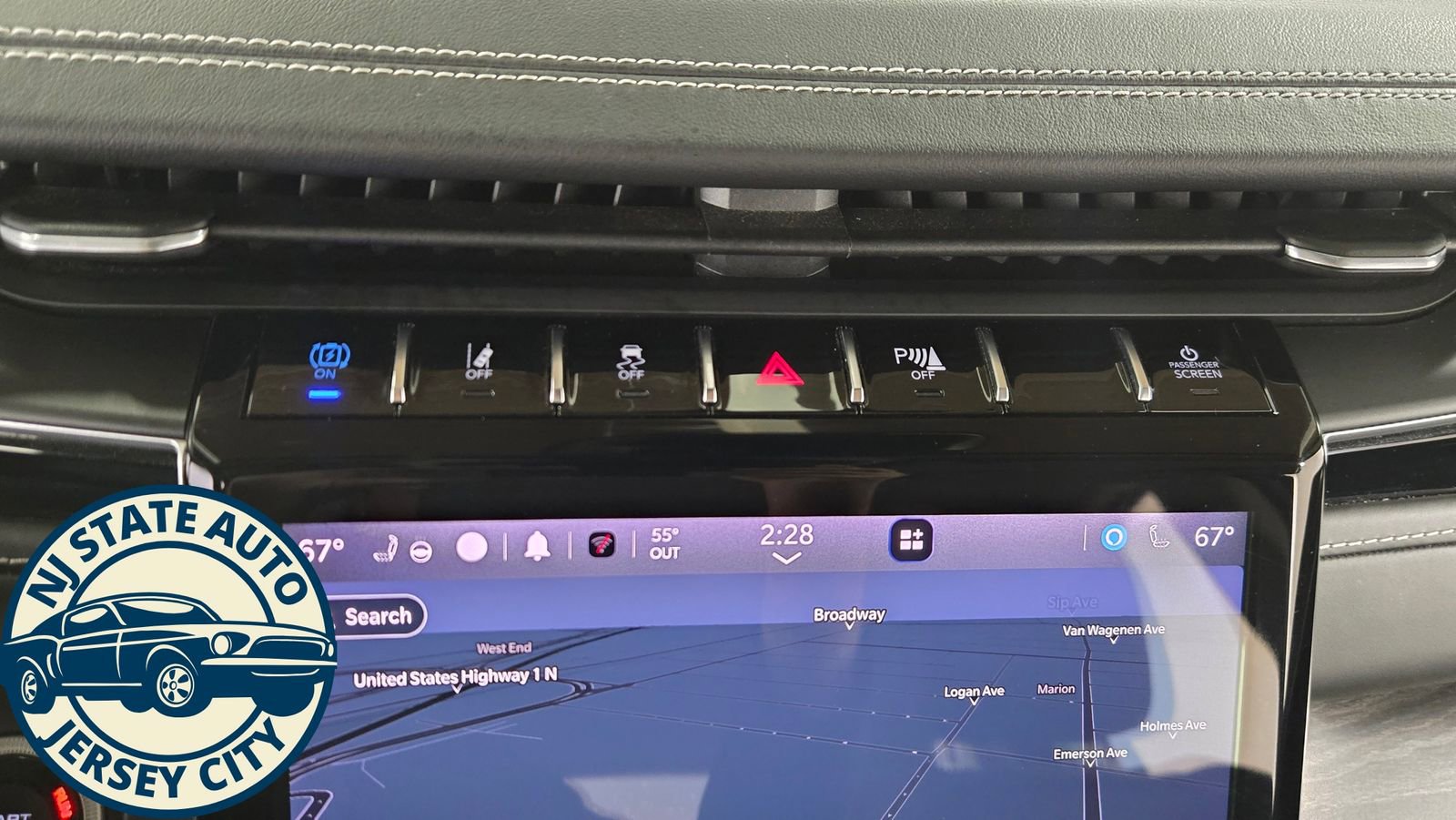 Used 2022 Jeep Grand Cherokee Limited 4xe image 15