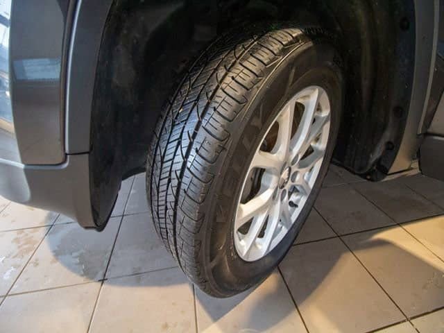 Used 2017 Jeep Cherokee Latitude w/ Cold Weather Group image 29