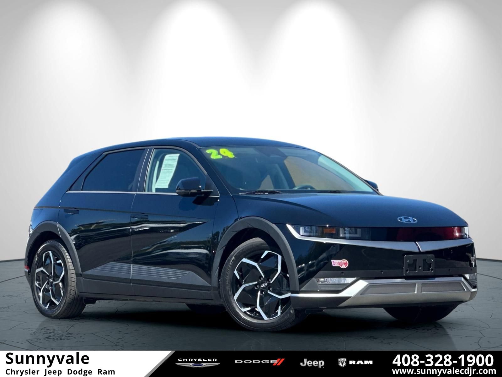 Used 2024 Hyundai Ioniq 5 SEL RWD image 1