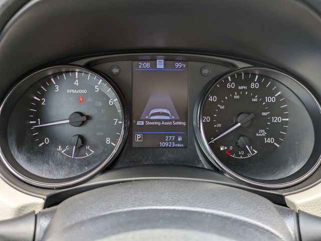 Used 2022 Nissan Rogue Sport SL FWD image 29