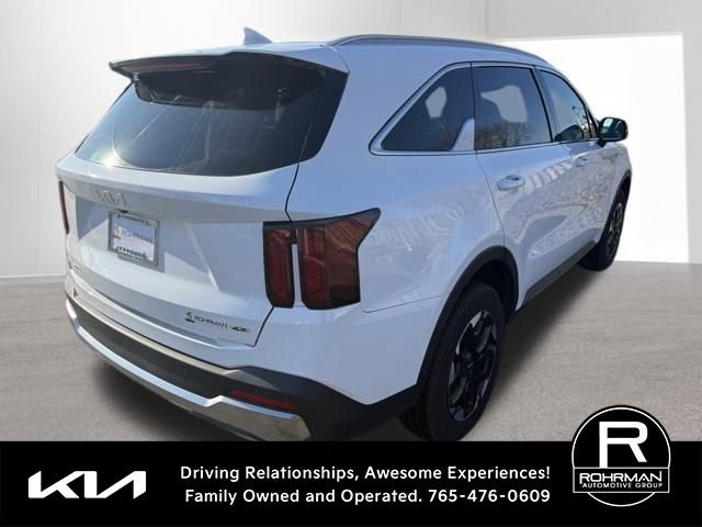 Used 2025 Kia Sorento S image 4