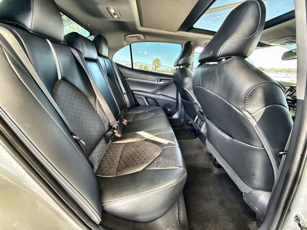 Used 2022 Toyota Camry XSE FWD image 19