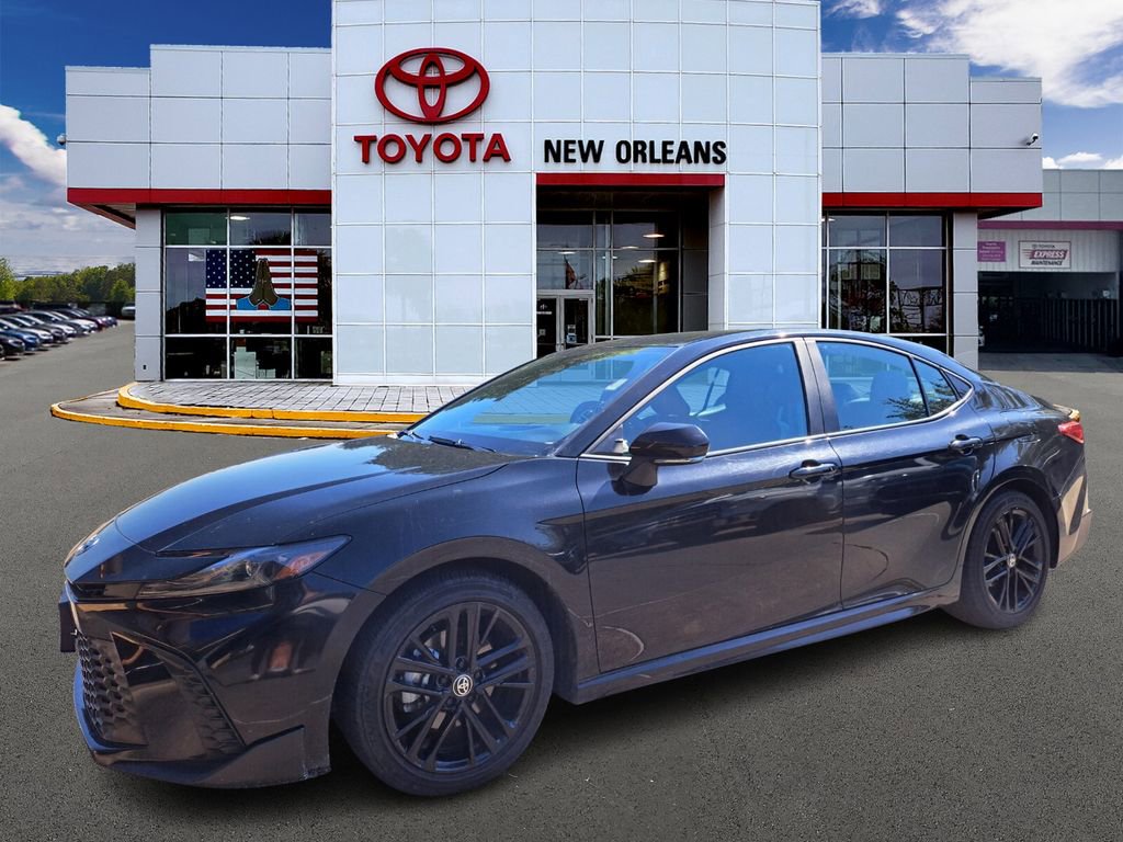 Used 2025 Toyota Camry SE