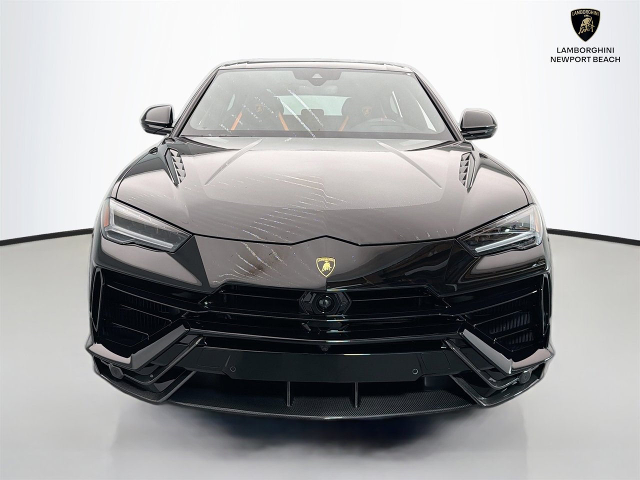 Used 2024 Lamborghini Urus Performante AWD/4WD image 2