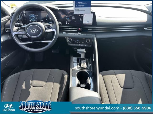 Certified 2023 Hyundai Elantra SEL w/ Convenience Package FWD image 14