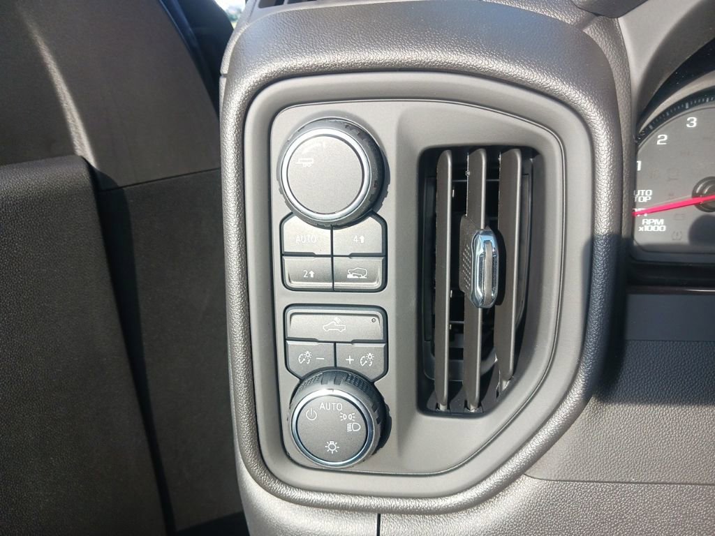 New 2025 Chevrolet Silverado 1500 Custom image 16