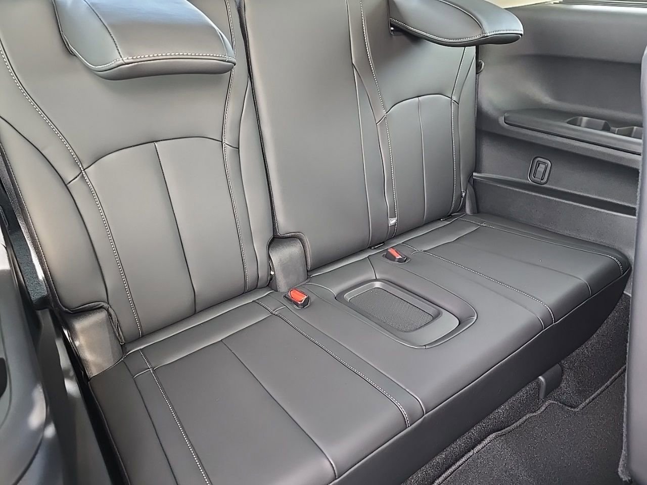 New 2026 INFINITI QX60 Luxe image 33