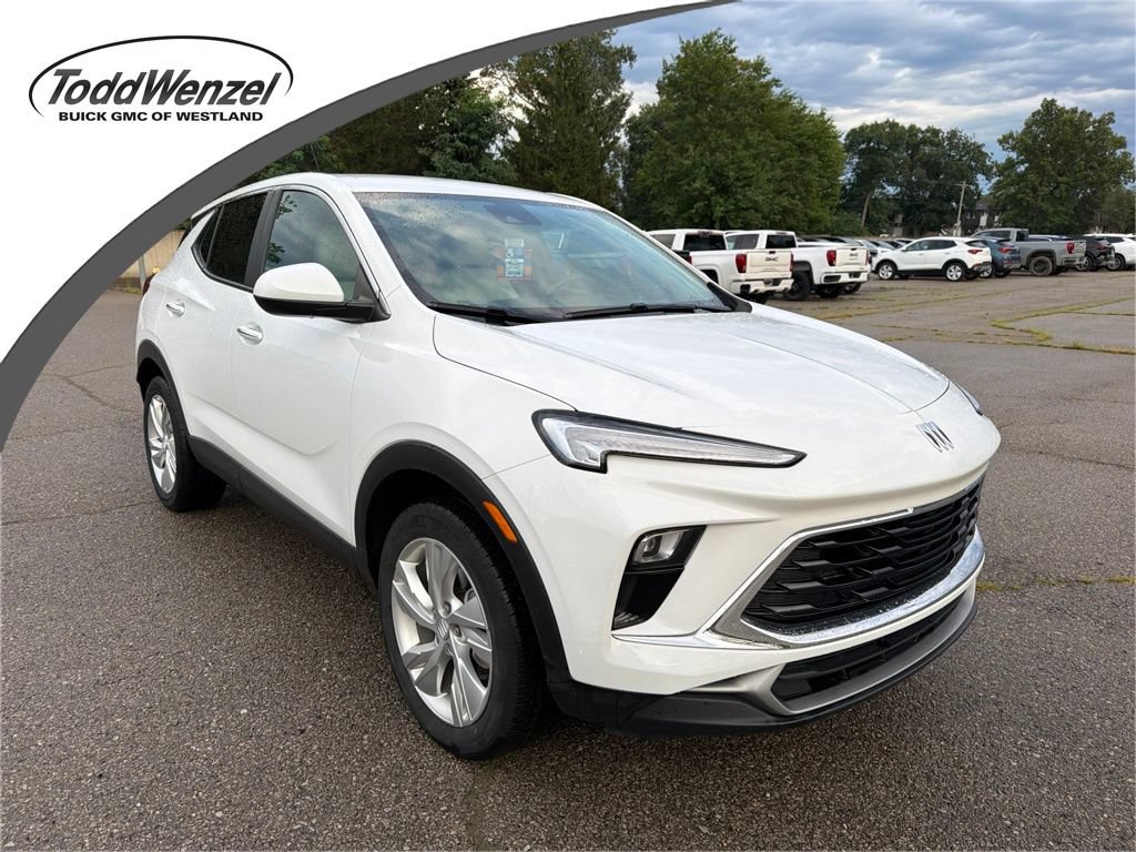 Certified 2024 Buick Encore GX Preferred w/ Comfort Package AWD/4WD image 1