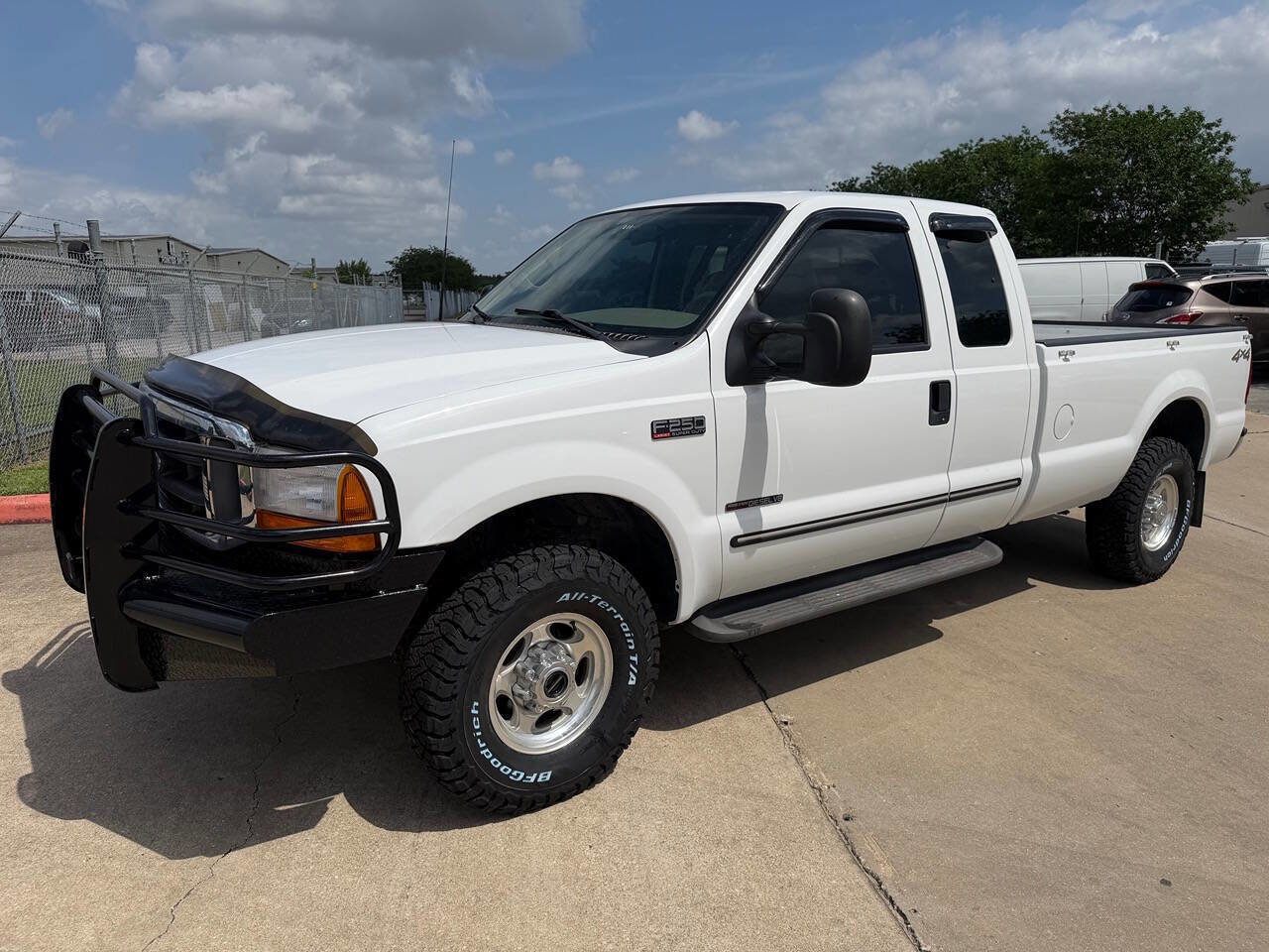 Used 2000 Ford F250 Lariat image 14