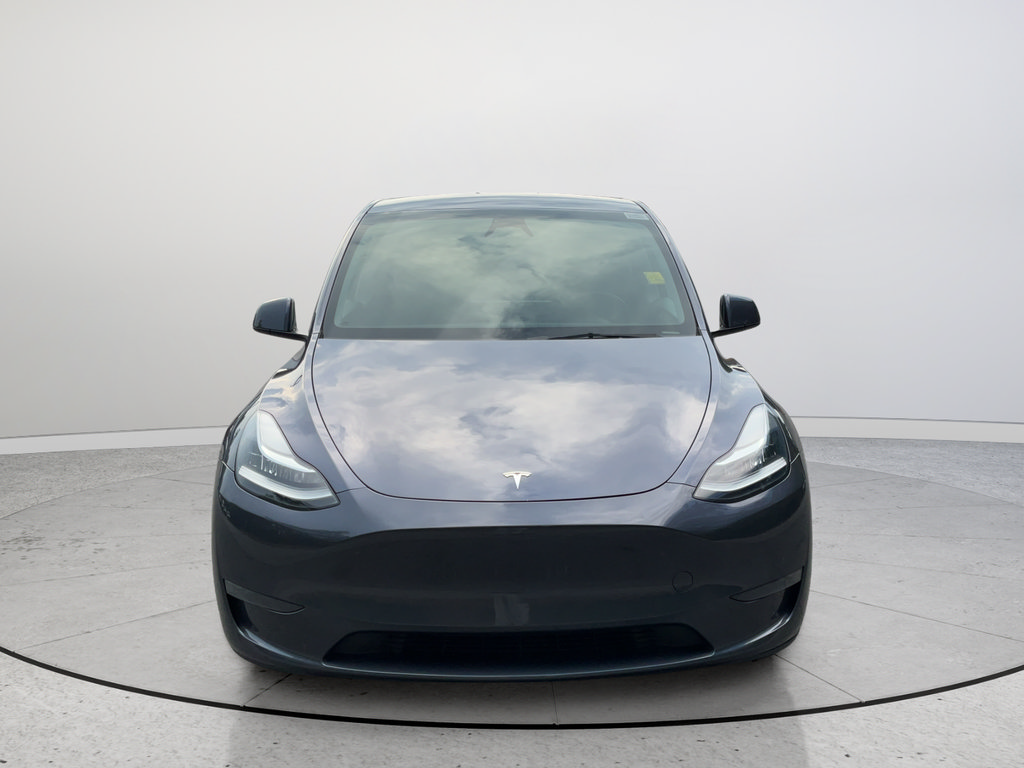 Used 2023 Tesla Model Y AWD image 3