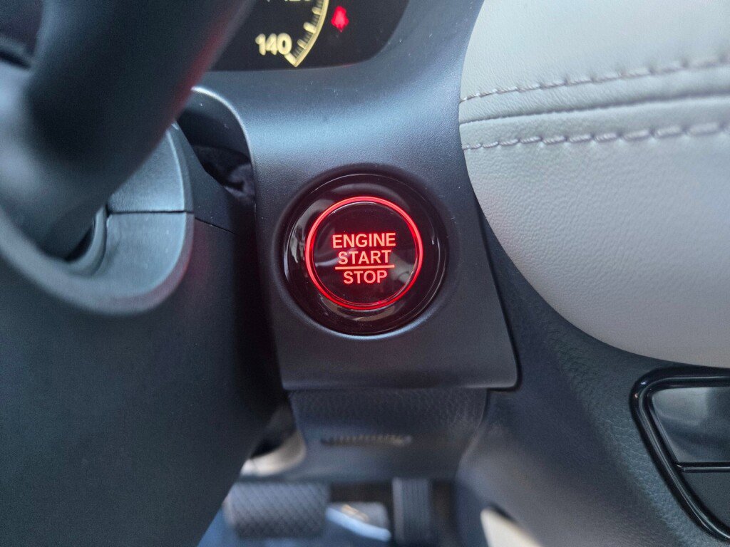 Certified 2025 Honda HR-V LX image 19