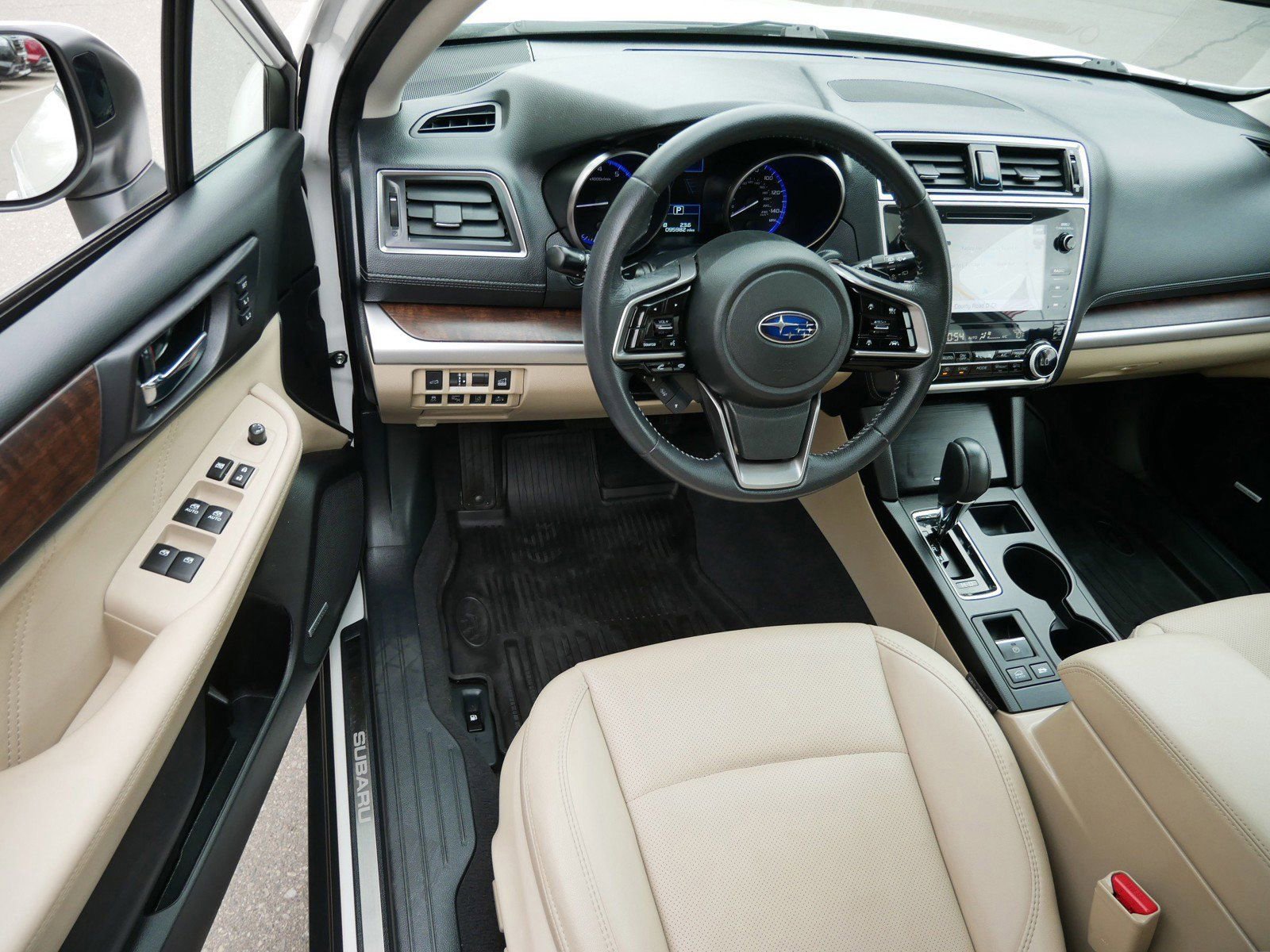 Used 2019 Subaru Outback 2.5i Limited w/ Popular Package #2 AWD/4WD image 10