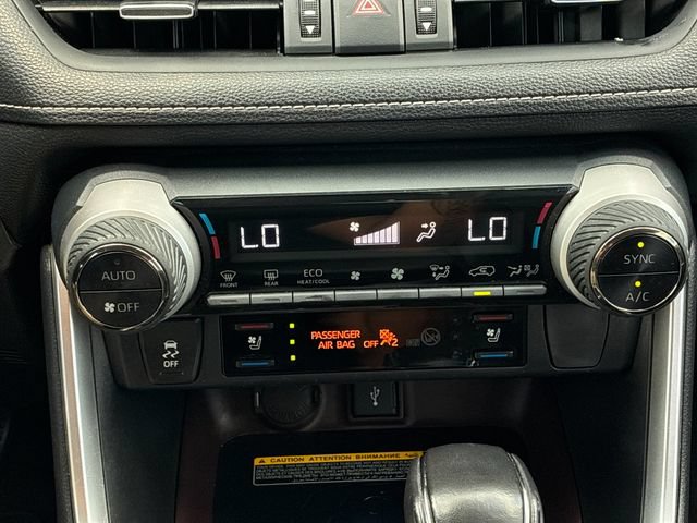 Used 2020 Toyota RAV4 Limited AWD/4WD image 22