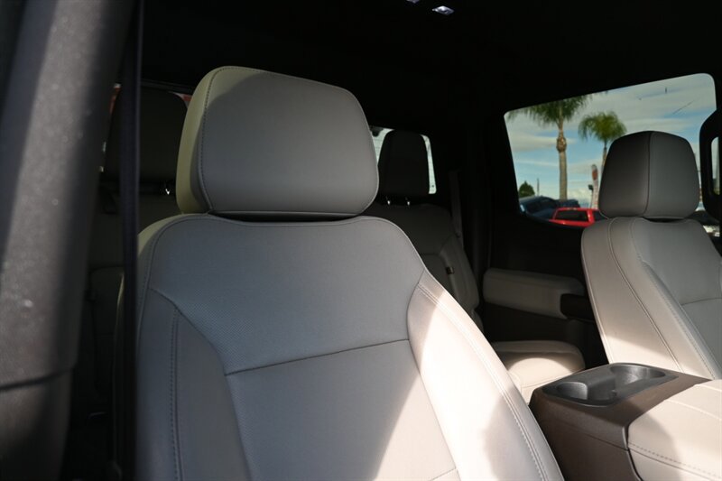 Used 2019 GMC Sierra 1500 SLT AWD/4WD image 53