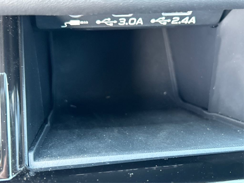 Certified 2025 Subaru Outback Limited AWD/4WD image 43