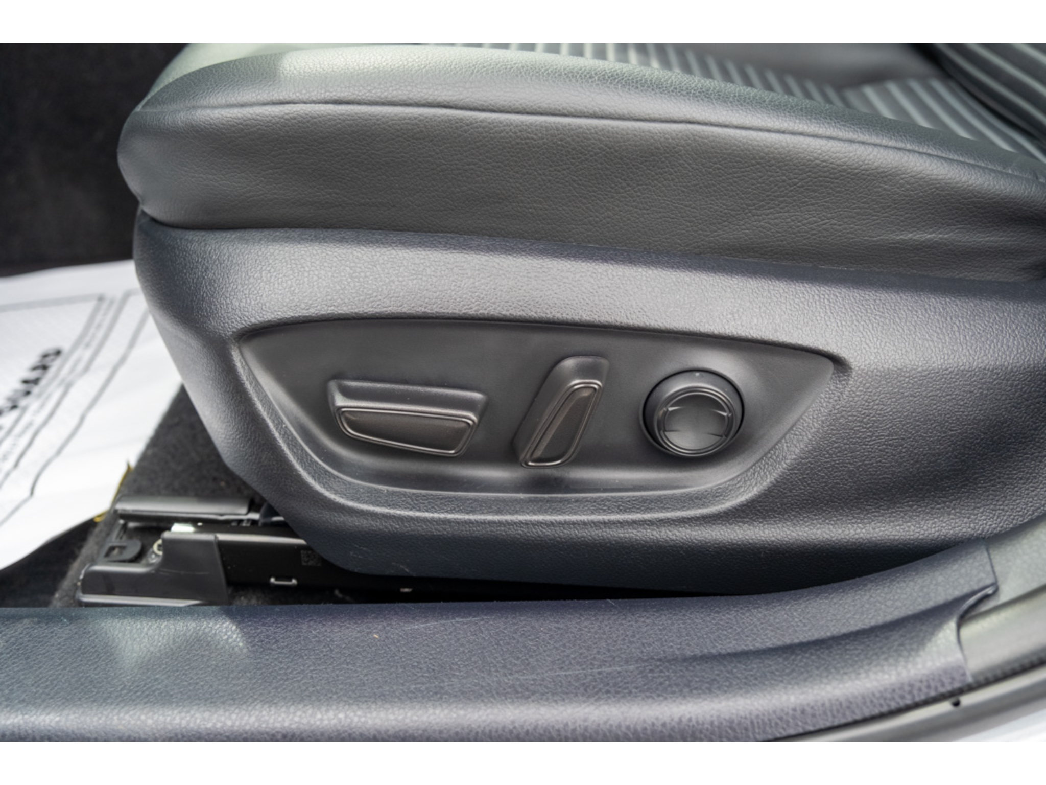 Used 2024 Toyota Camry SE FWD image 15