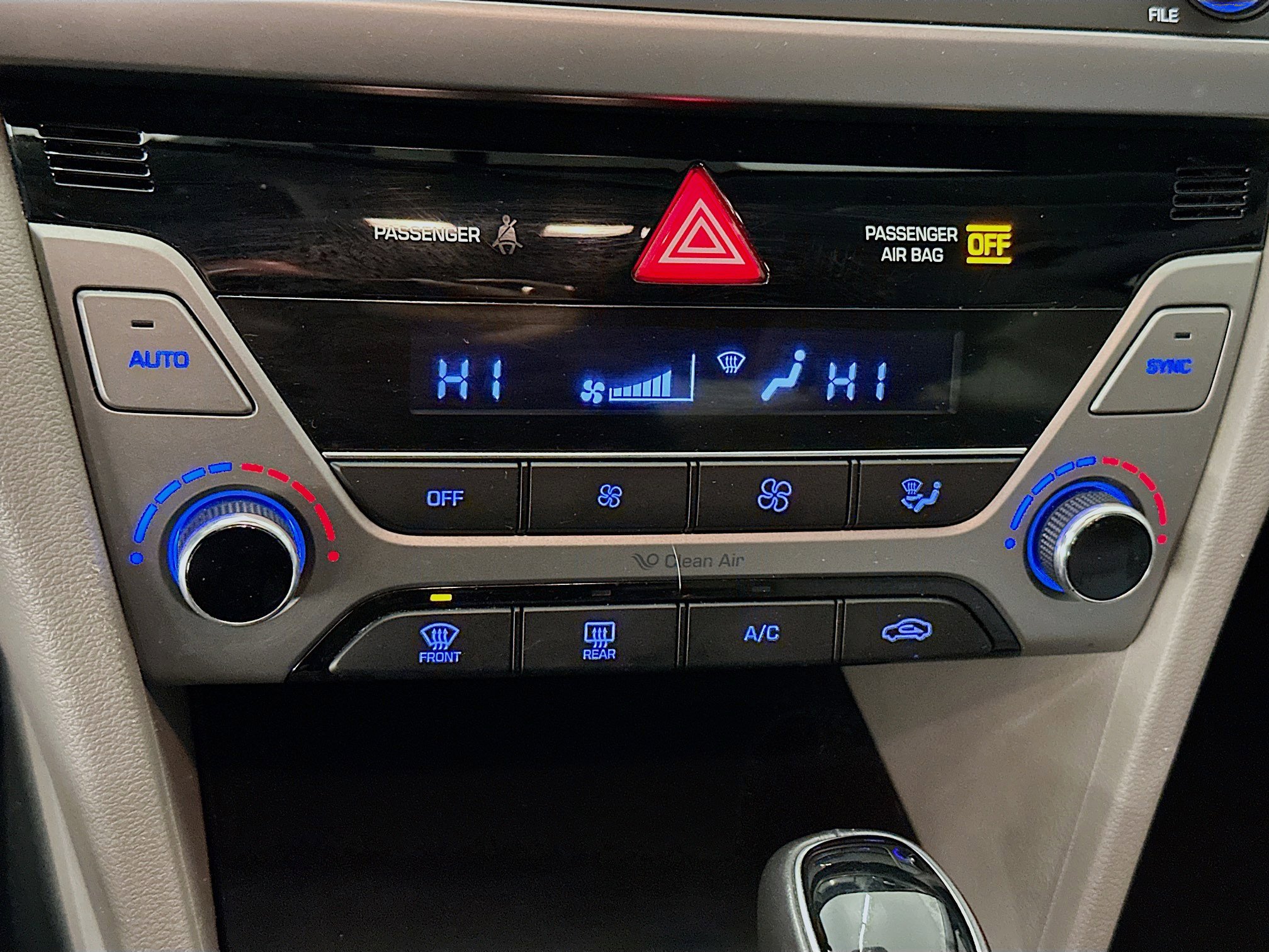 Used 2017 Hyundai Elantra SE w/ SE A/T Tech Package 03 image 23