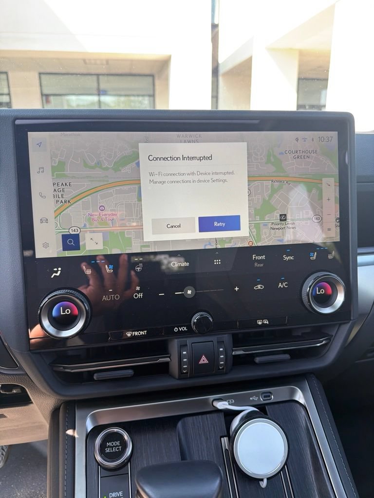 Used 2025 Lexus GX 550 w/ Accessory Package (2T) AWD/4WD image 16