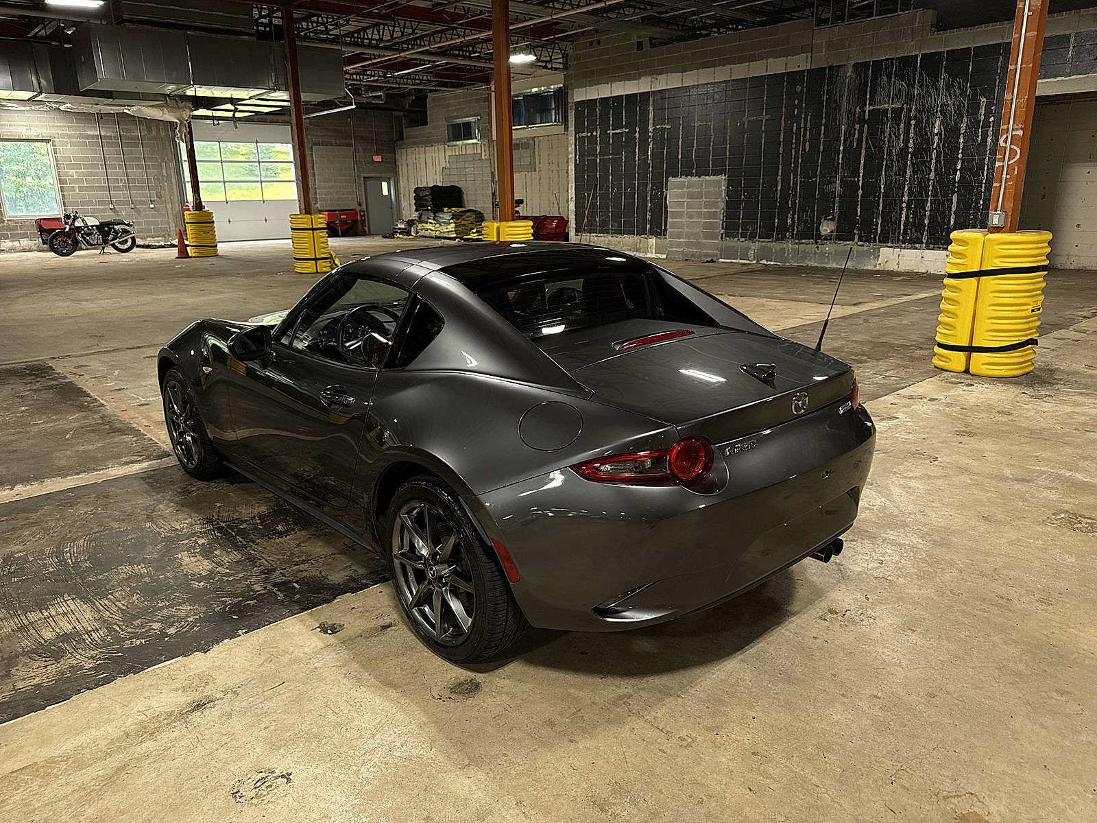 Used 2019 MAZDA MX-5 Miata RF Grand Touring RWD image 33