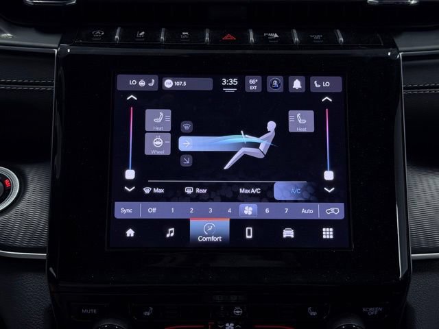 Certified 2025 Jeep Grand Cherokee Altitude AWD/4WD image 28