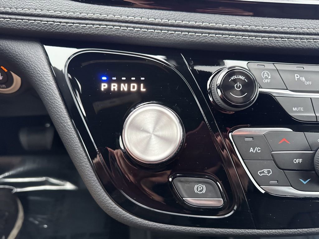 New 2026 Chrysler Pacifica Select image 16