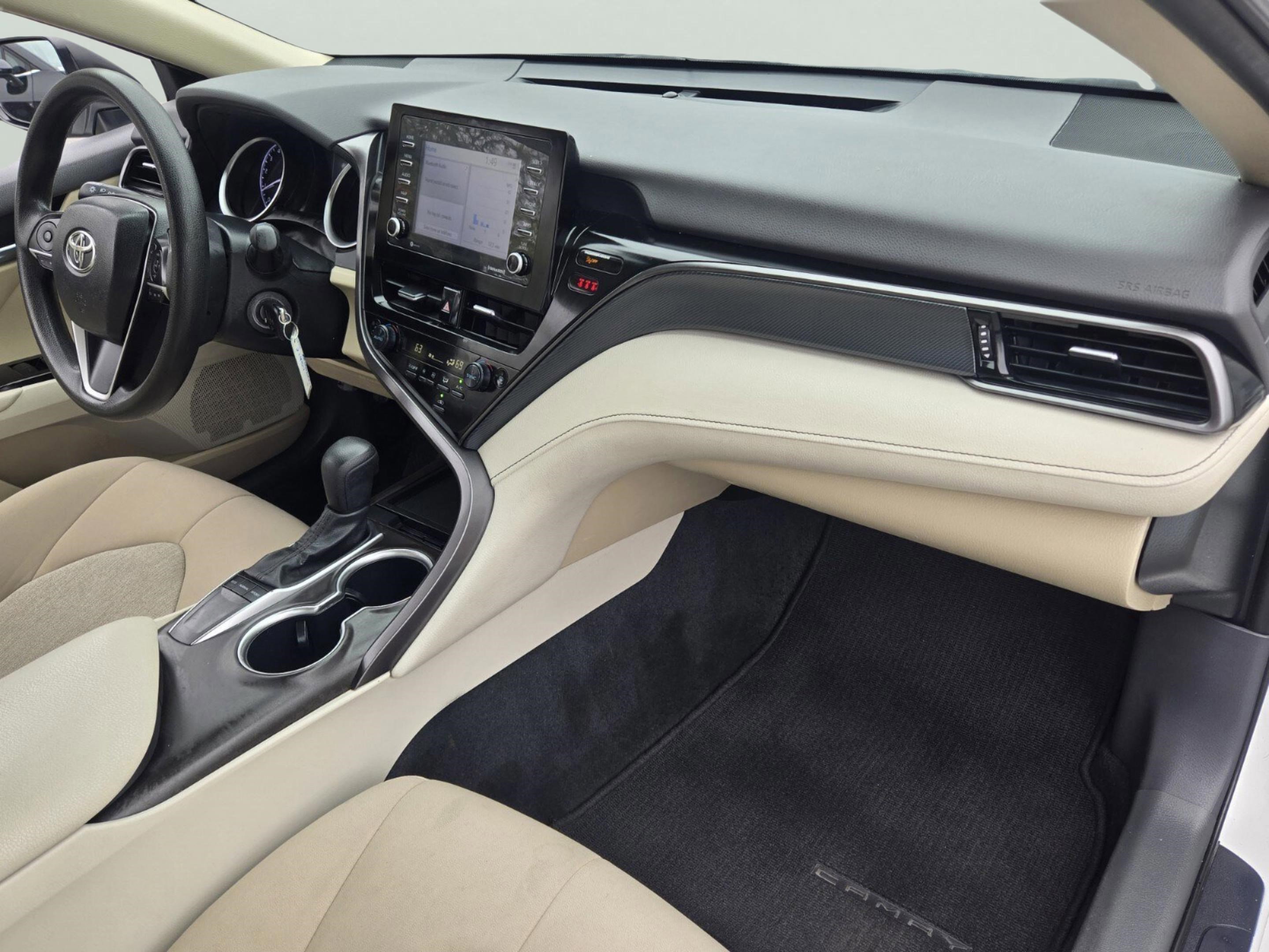 Used 2024 Toyota Camry LE image 21