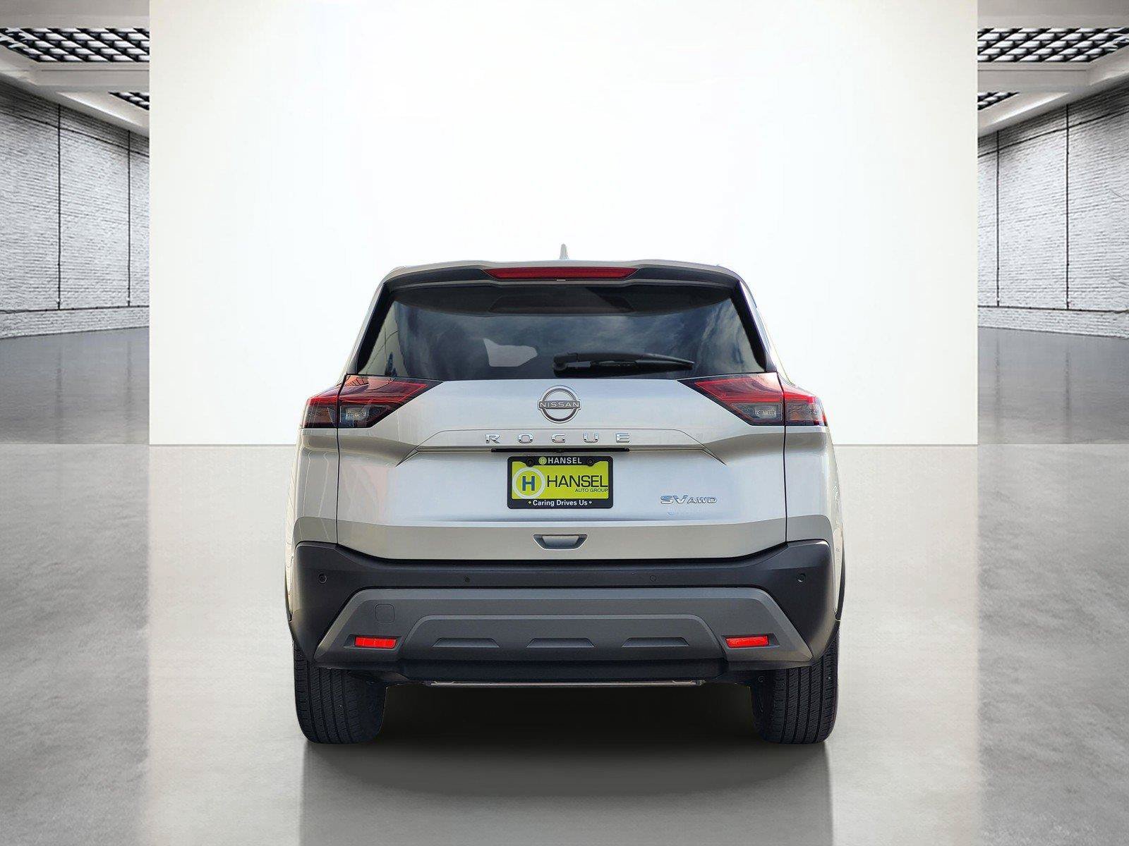 Used 2023 Nissan Rogue SV AWD/4WD image 5
