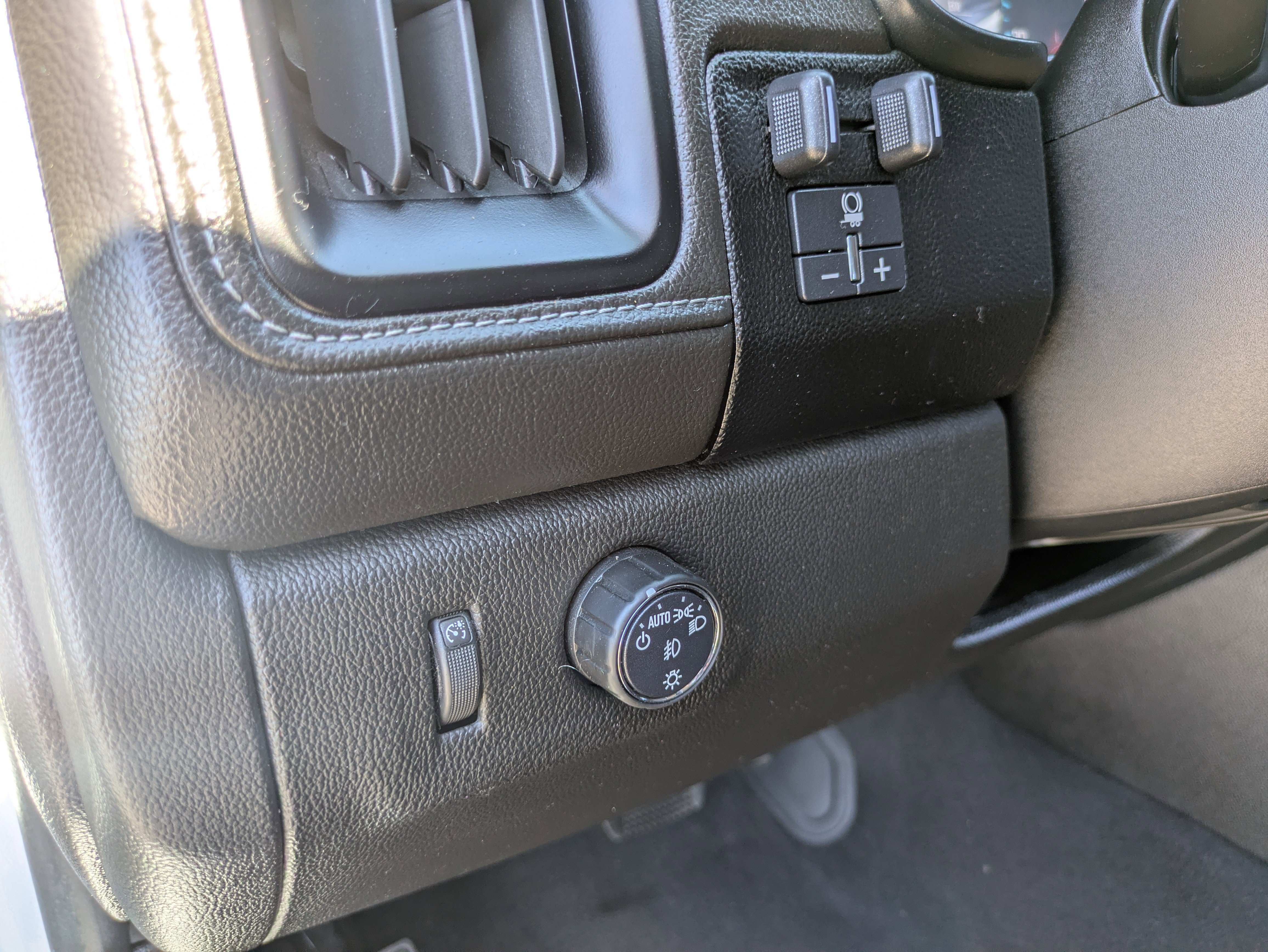 Used 2021 GMC Canyon Elevation w/ Driver Alert Package image 19