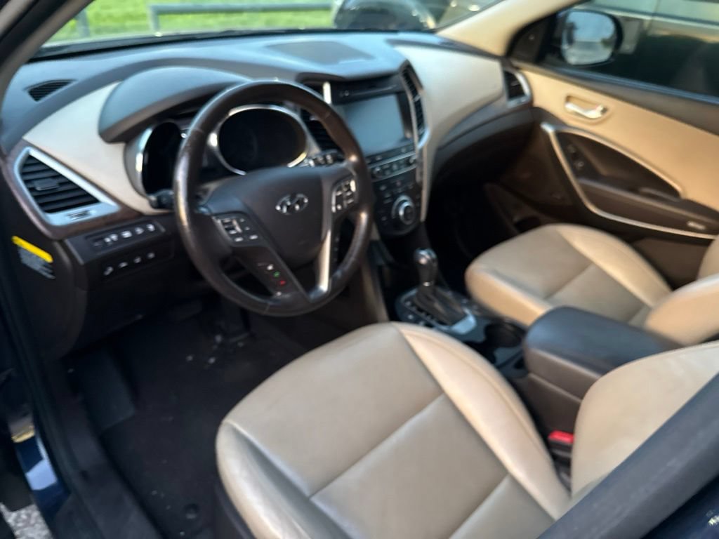 Used 2017 Hyundai Santa Fe Limited FWD image 14